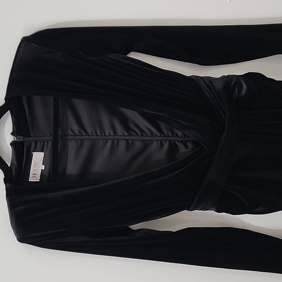 House Of CB Pascale Black Velvet Mini Dress - Picture 3 of 12